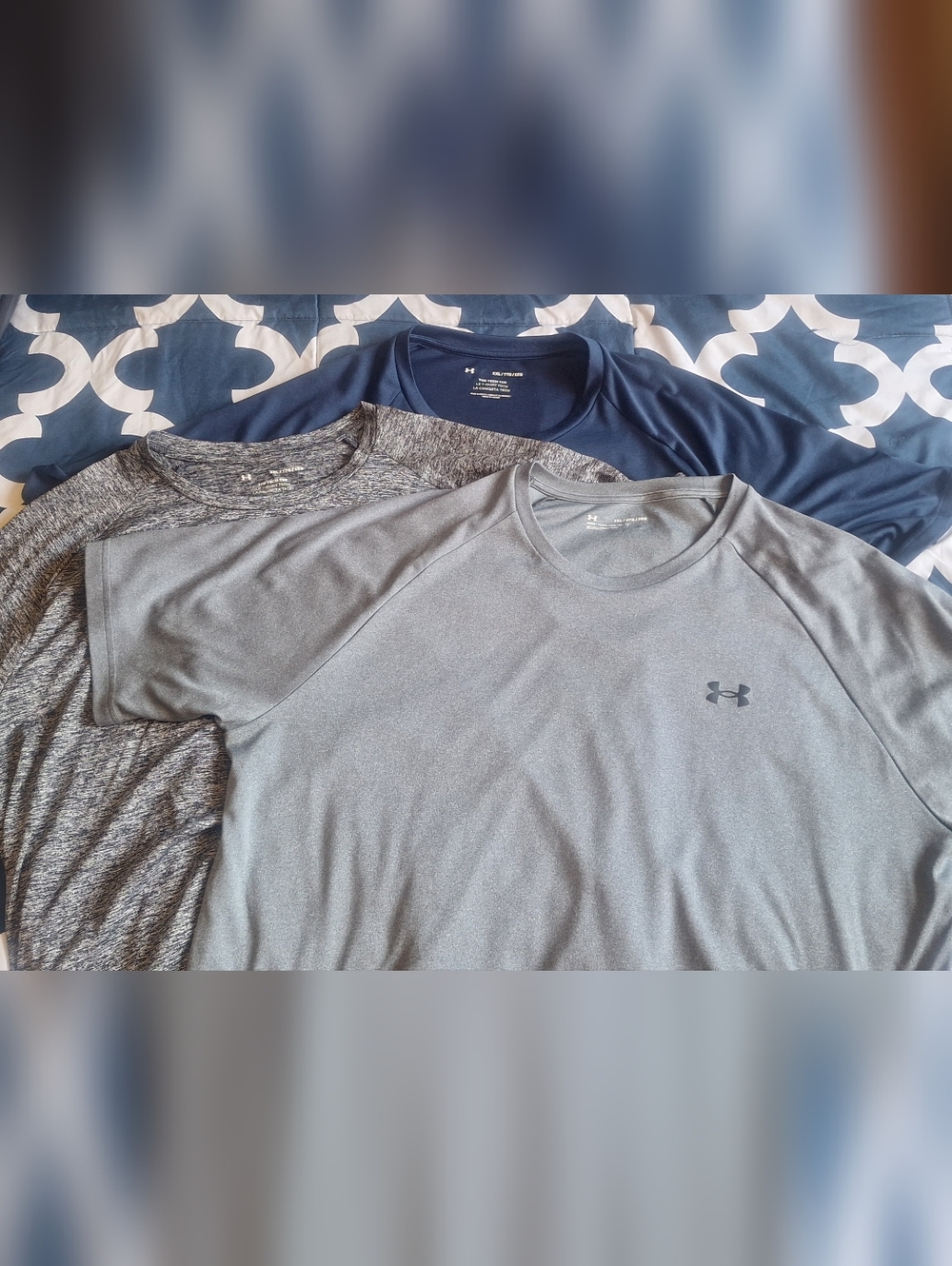 Under Armour Athletic Shirts XXL